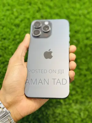 New Apple iPhone 15 Pro Max 256 GB Black