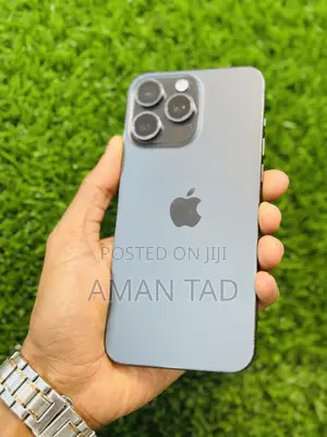 New Apple iPhone 15 Pro Max 256 GB Black