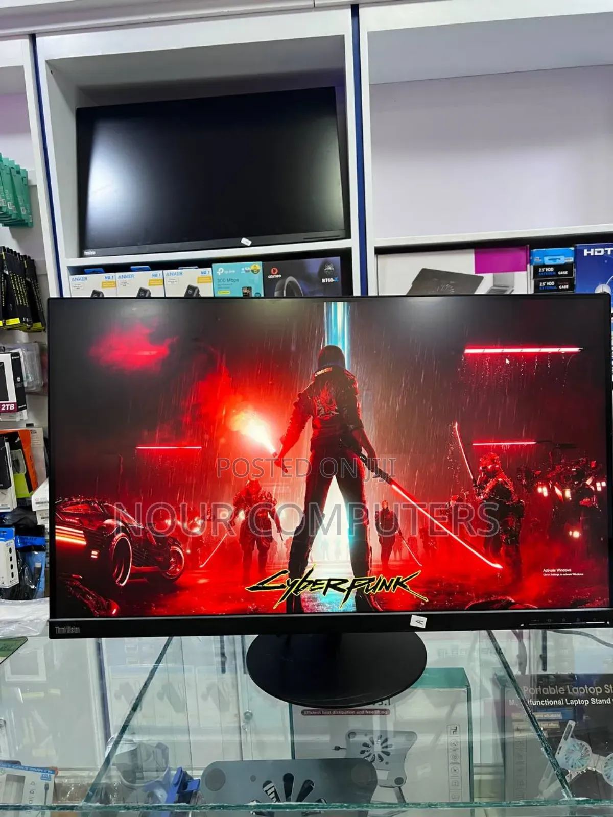 Dell 32 Inch Monitor
