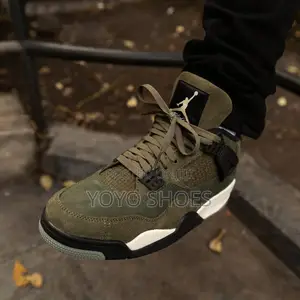 Air Jordan 4 Retro Se Craft Olive Medium Fashion Sneaker