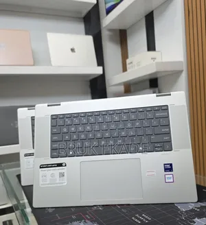 New Laptop HP Victus 16 16GB AMD Ryzen 7 SSD 16 GB