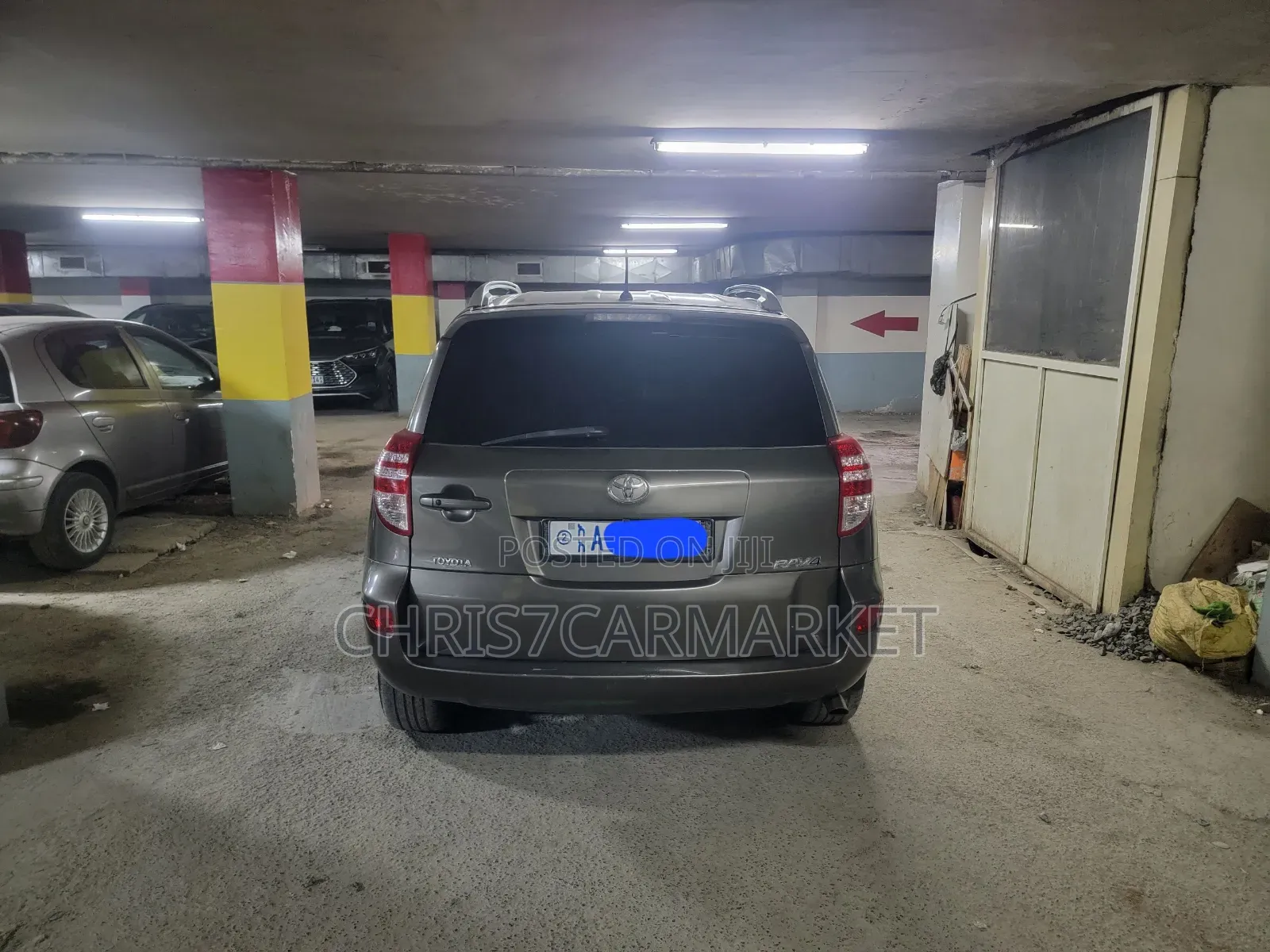 Toyota RAV4 2011 Brown