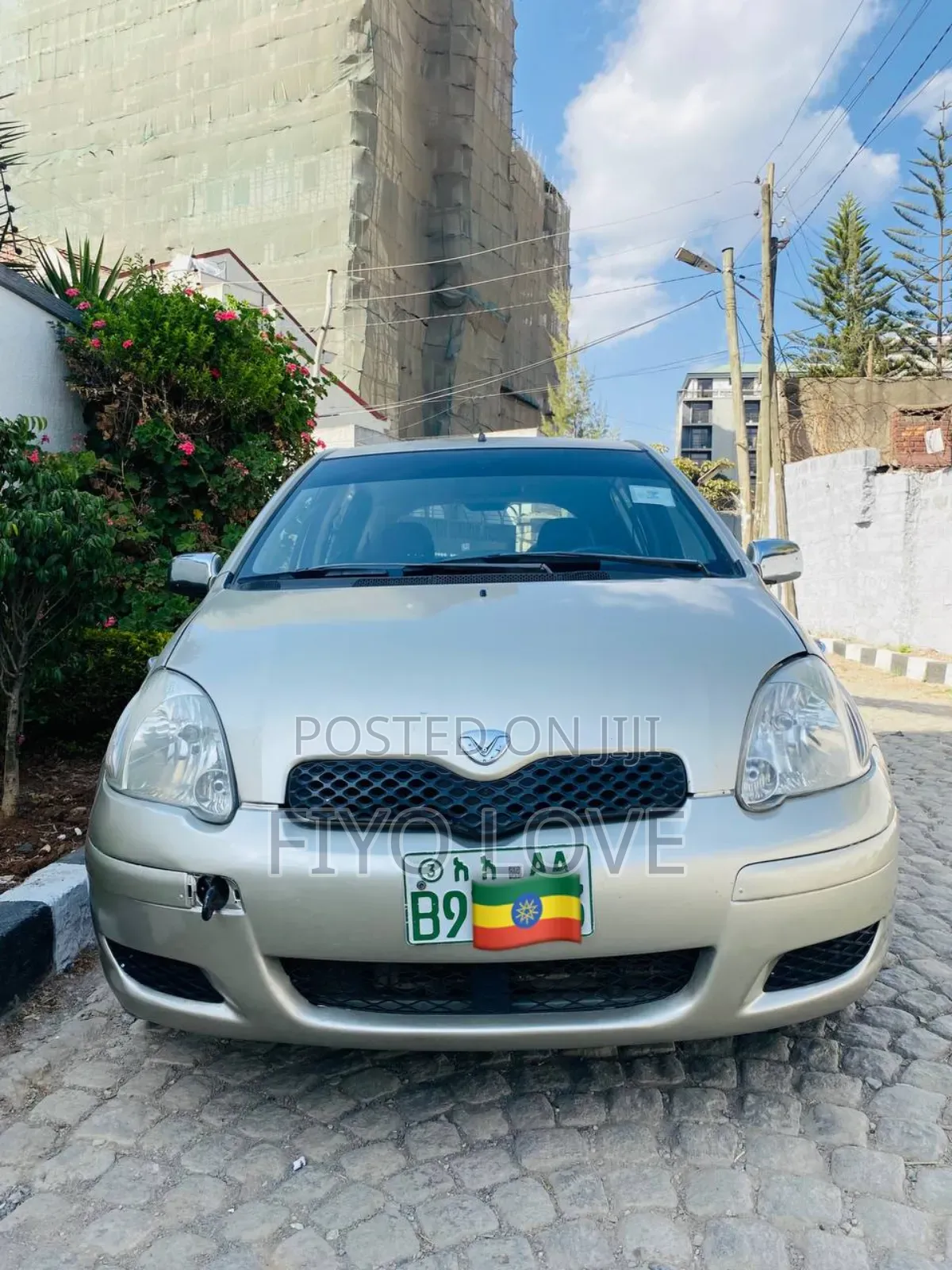 Toyota Vitz 2002