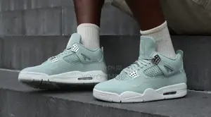 Nike Air Jordan 4 Retro Seafoam Sail Fashion Sneaker