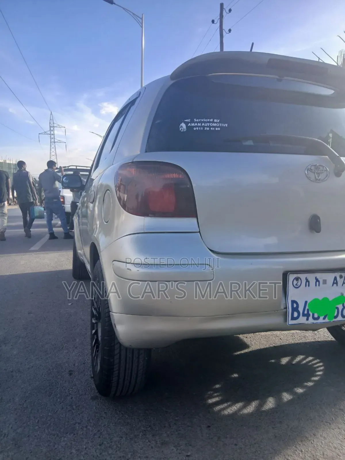 Toyota Vitz 2004 Silver