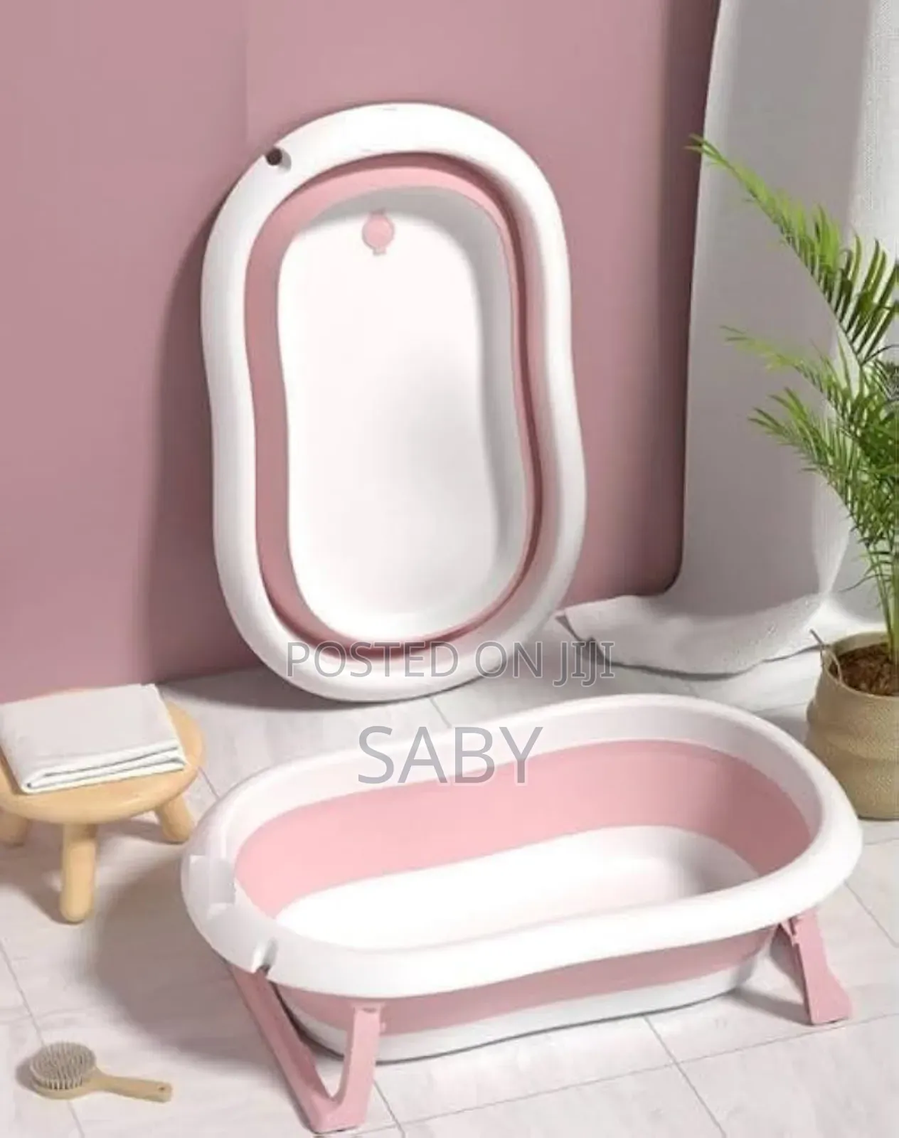 Space Saving Bathtub