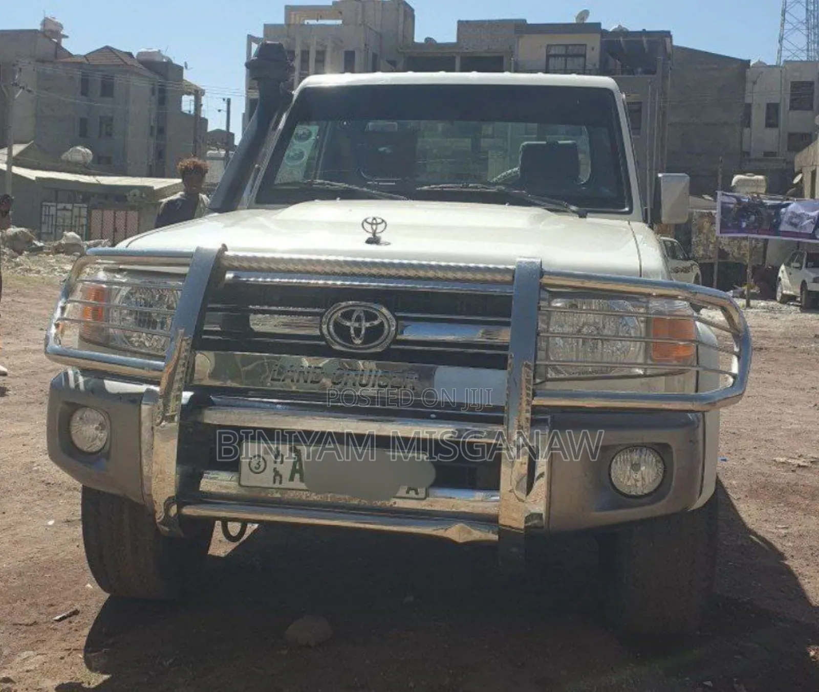 Toyota Land Cruiser 2017 White