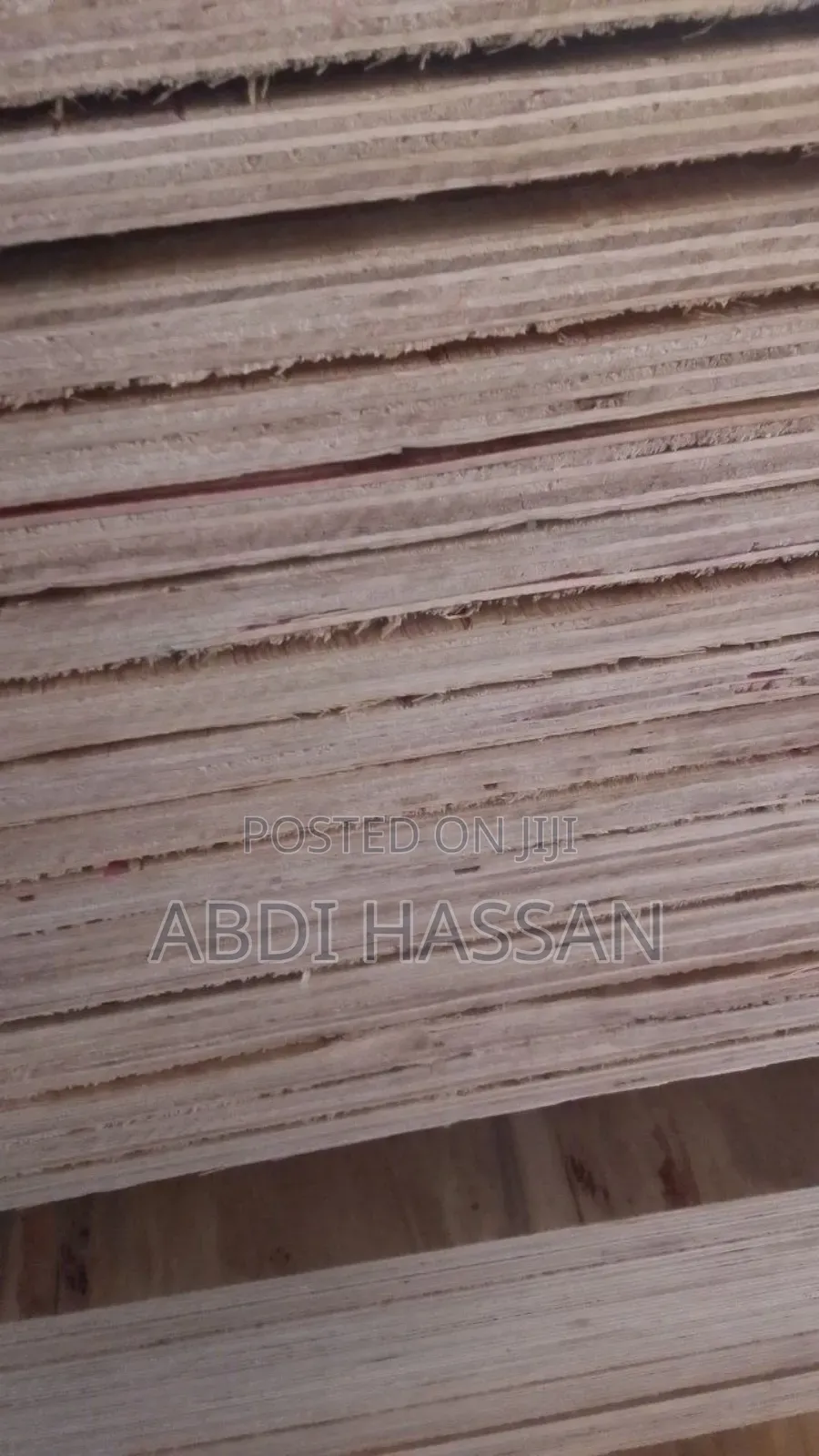 ፕላይውድ እና ጣውላ