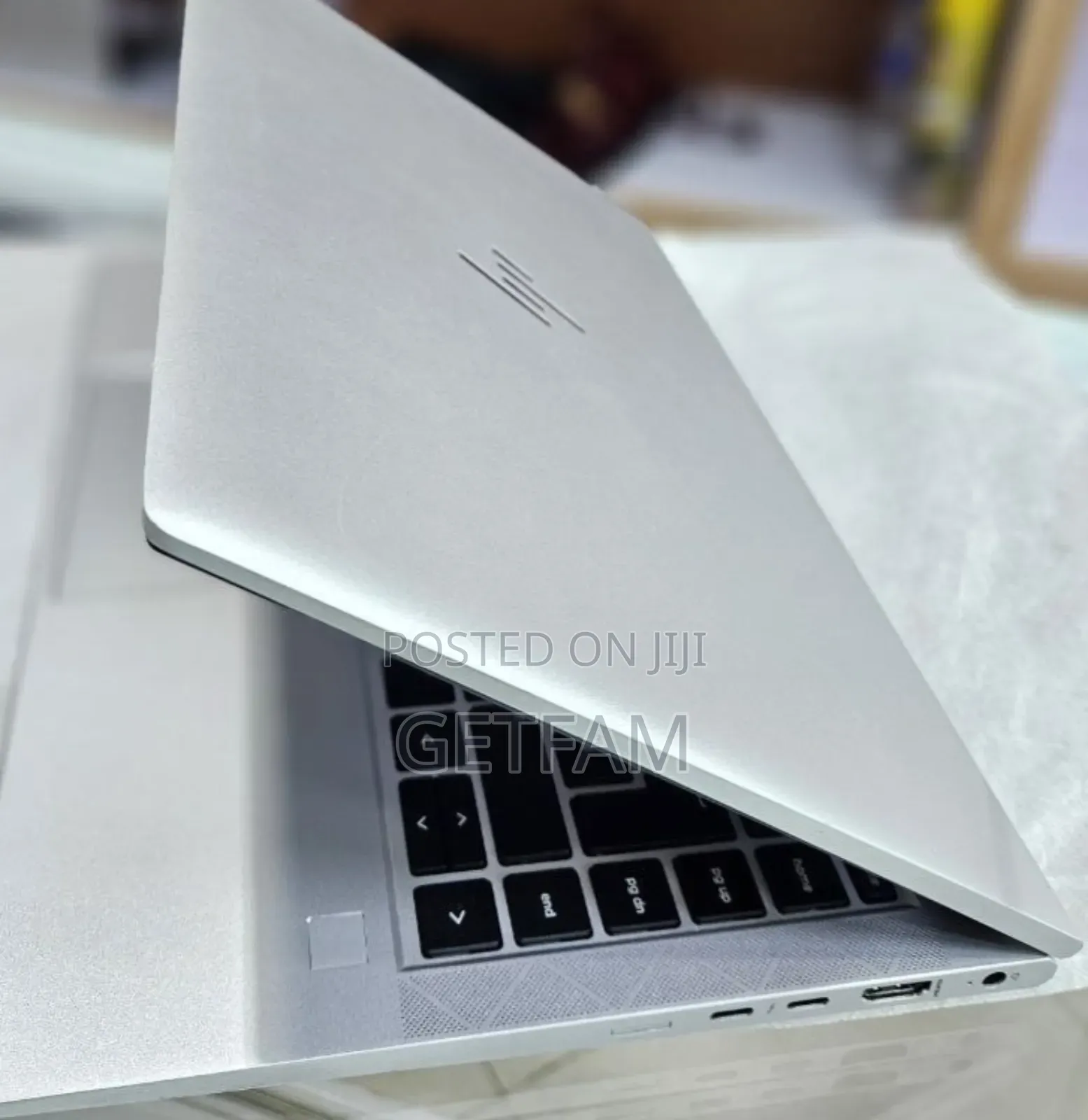 New Laptop HP EliteBook 840 G8 16GB Intel Core I7 SSD 512GB