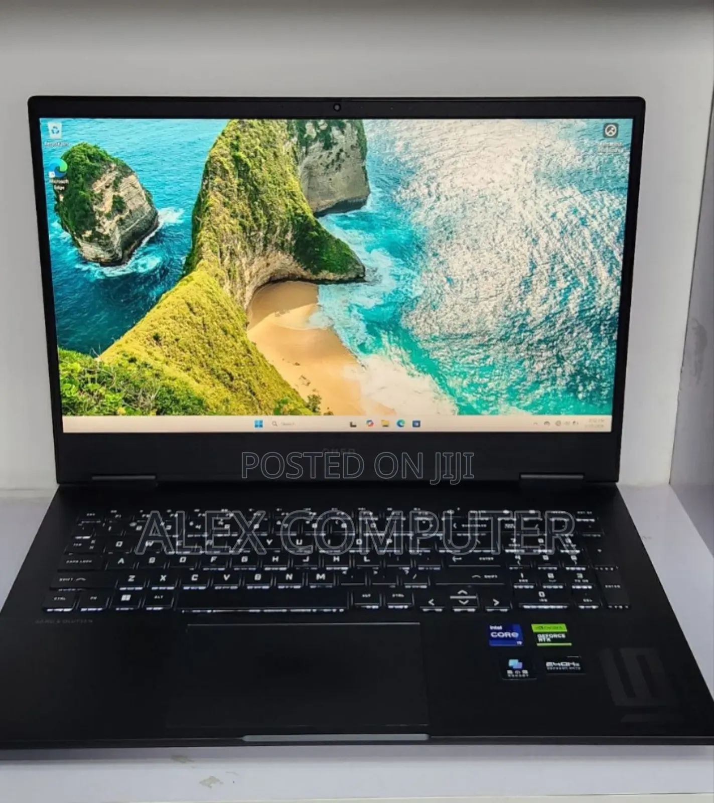 New Laptop HP Omen 15 16GB Intel Core I9 SSD 1T