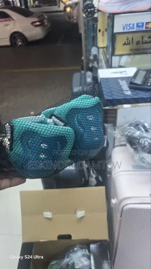 Roller Skate With Safety And Helmet Included