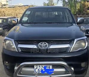 Toyota Hilux 2.5 D-4D Double Cab 4x4 SRX 2007 Black