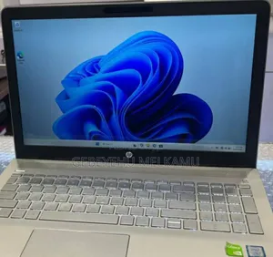 New Laptop HP Pavilion 15 8GB Intel Core I7 SSD 1T