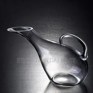 Wine Decanter የወይን ማቅረቢያ