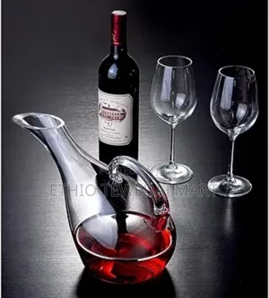 Wine Decanter የወይን ማቅረቢያ