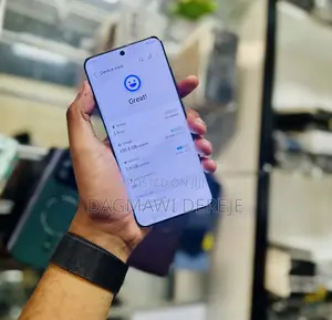 New Samsung Galaxy S20 5G Uw 128 GB Black