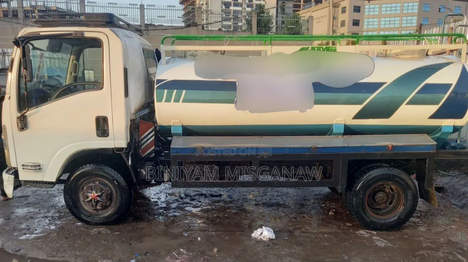 አስቸኳይ Isuzu Obama ሻወር ትራክ 2011 ሞዴል