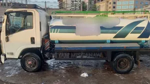 አስቸኳይ Isuzu Obama ሻወር ትራክ 2011 ሞዴል