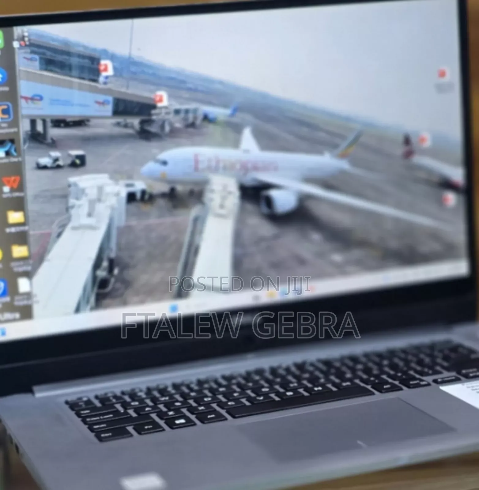 New Laptop Dell Inspiron 15 16GB Intel Core I9 SSD 16 GB