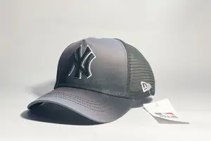 MLB New York Yankees Hypertone Trucker Cap
