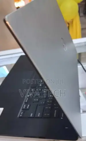 New Laptop Dell Precision 5540 16GB Intel Core I7 SSD 512GB