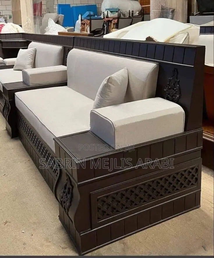 Sabrin Mejlis Yeteleyayu Aynet Design Arabian Mejlis