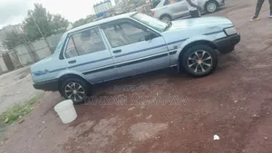 Toyota Corolla 1986 Blue