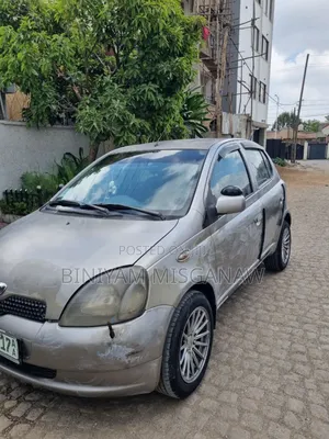 Toyota Vitz 2001 Gray