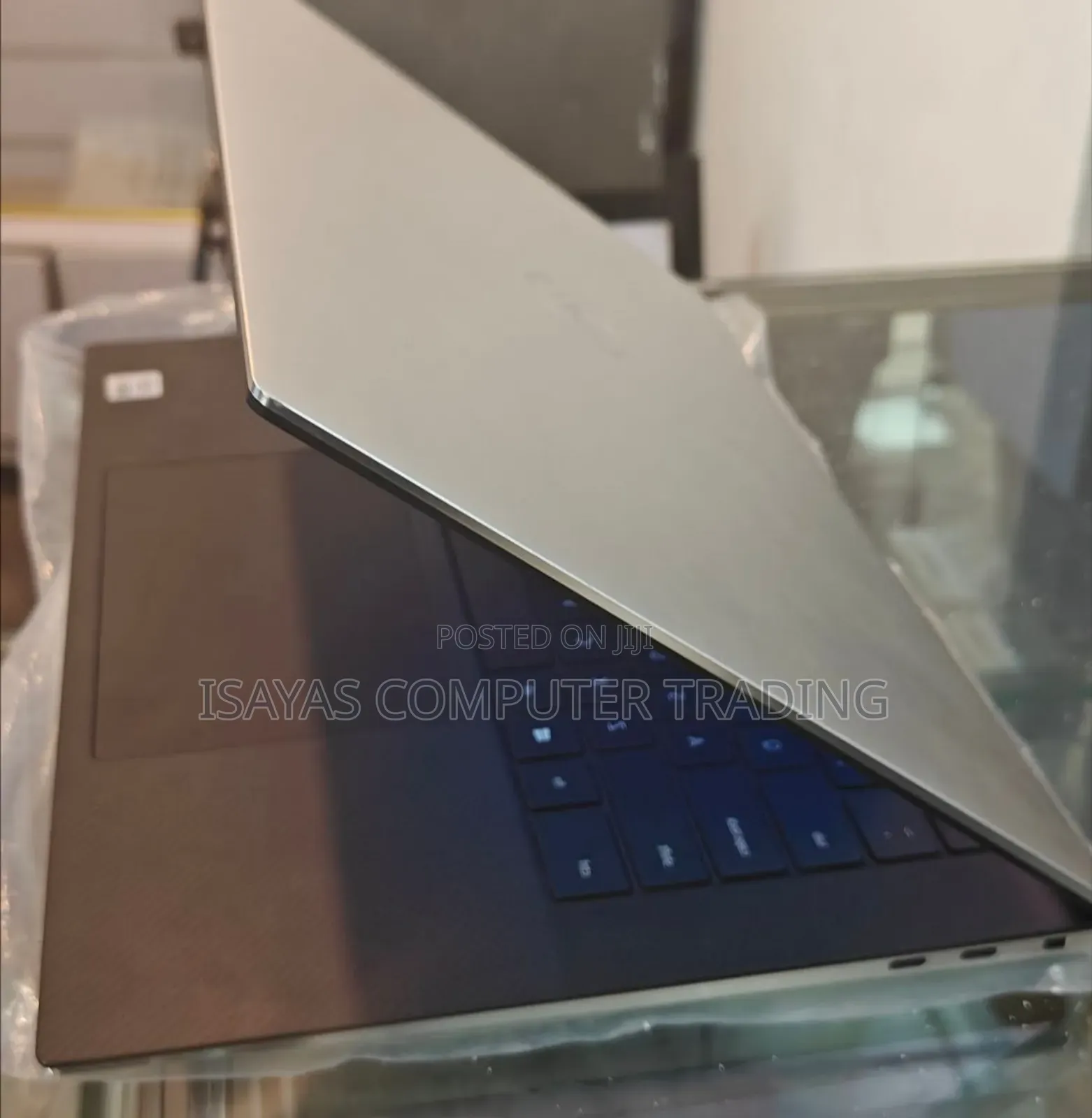 New Laptop Dell XPS 15 16GB Intel Core I7 SSD 512GB