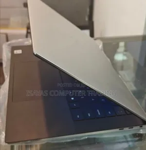 New Laptop Dell XPS 15 16GB Intel Core I7 SSD 512GB