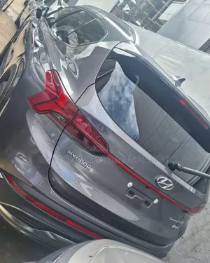 Hyundai Santa Fe Plug-In Hybrid 2023 Gray