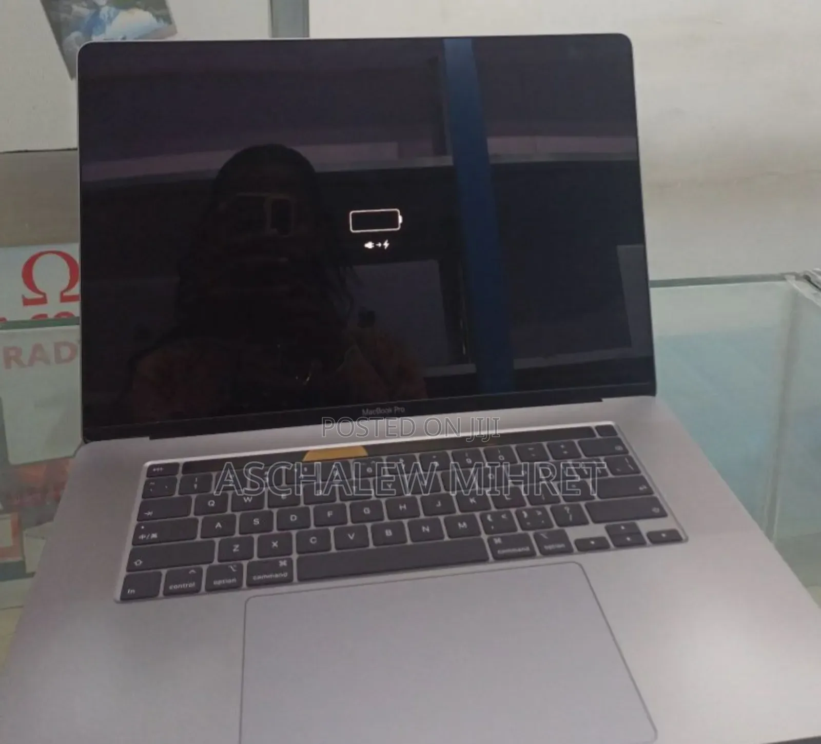 New Laptop Apple MacBook Pro 2019 32GB Intel Core I9 SSD 1T