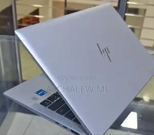 New Laptop HP EliteBook 830 G8 16GB Intel Core I7 SSD 512GB