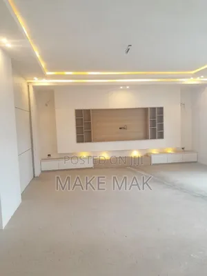 10bdrm House in Yeka for sale