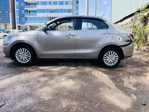 Suzuki Dzire 2022 Gray