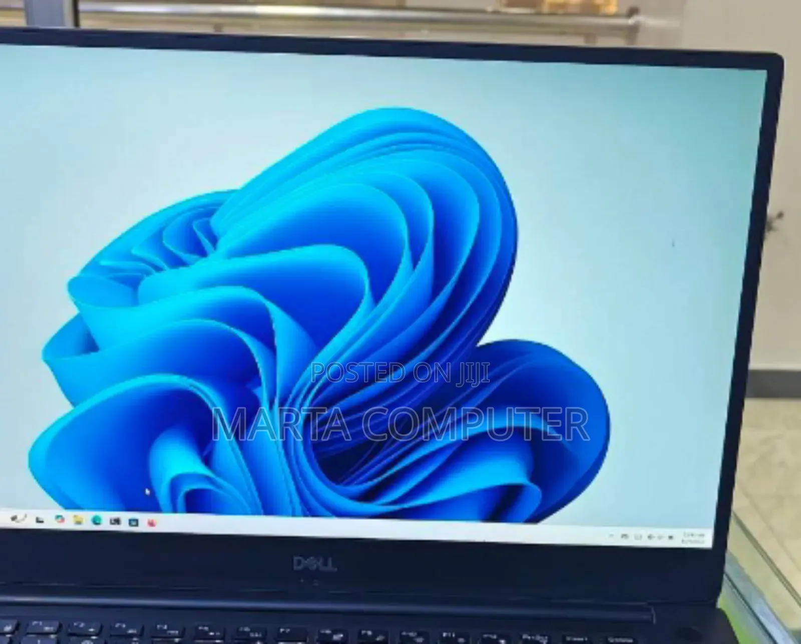 New Laptop Dell Precision 5530 16GB Intel Core I7 SSD 512GB