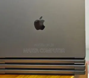New Laptop Apple MacBook Pro M1 16GB Apple M1 SSD 512GB
