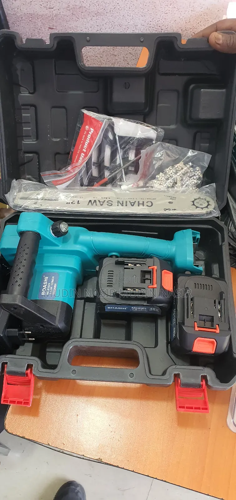 Cordless Chensaw Machine