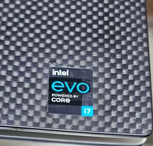 New Laptop Dell XPS 13 16GB Intel Core I7 SSD 512GB