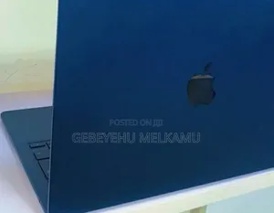 New Laptop Apple MacBook Air 2022 M2 16GB Intel Core I7 SSD 256GB