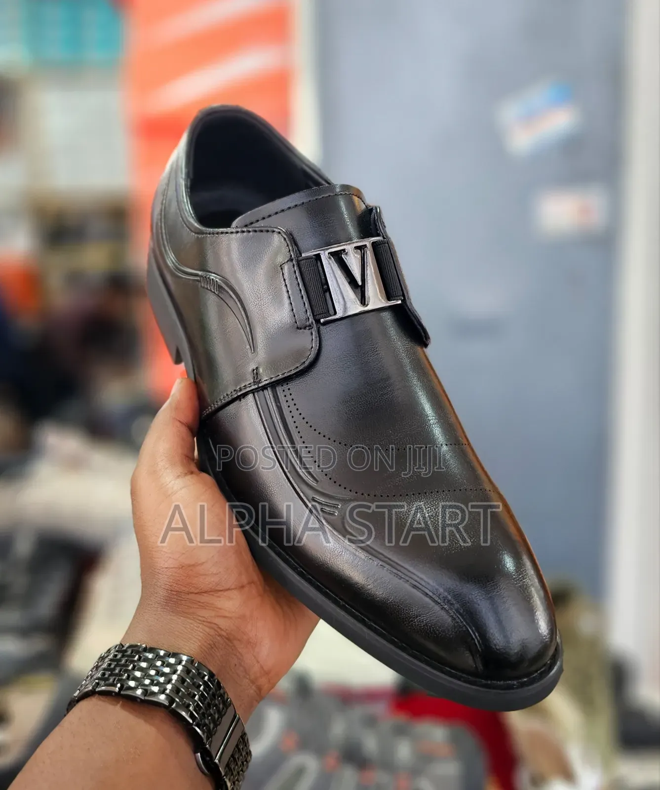 በደንበኞቻችን ጥያቄ በድጋሜ የገባ Elegant Gentleman Shoe