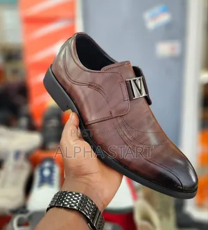 በደንበኞቻችን ጥያቄ በድጋሜ የገባ Elegant Gentleman Shoe