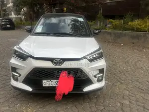 Toyota Raize 2022 White