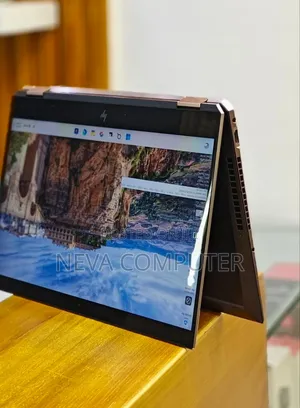 New Laptop HP Spectre X360 16GB Intel Core I7 SSD 512GB