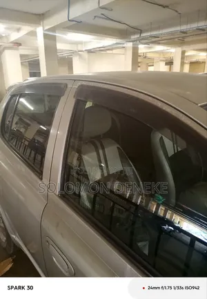 Toyota Vitz 1.0 FWD 3dr 2002 Gold