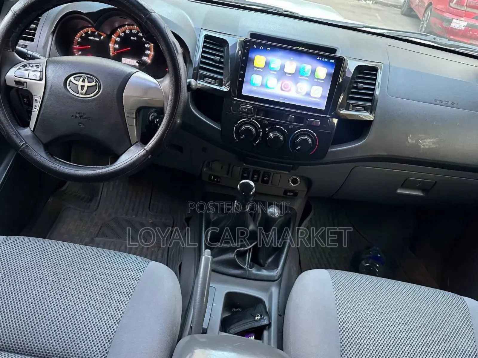 Toyota Hilux 2013 Gray