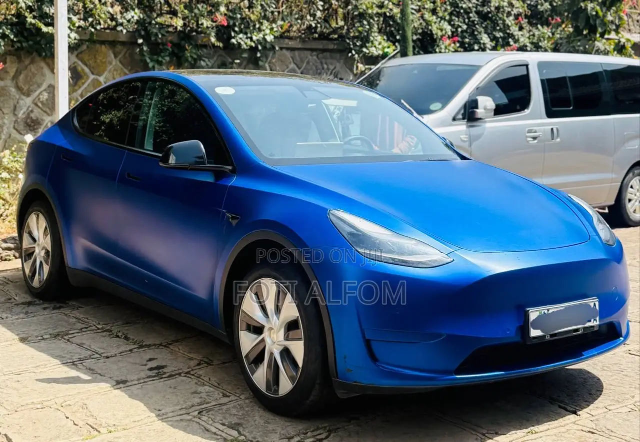 Tesla Model Y 2022 Black