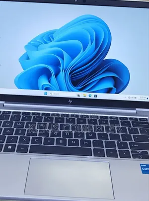 New Laptop HP EliteBook 830 G8 16GB Intel Core I7 SSD 512GB