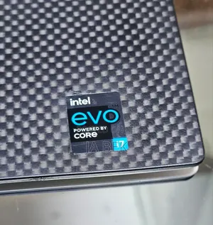 New Laptop Dell XPS 13 16GB Intel Core I7 SSD 512GB