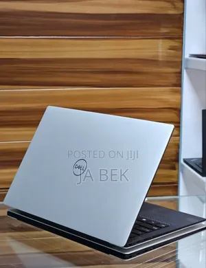 New Laptop Dell XPS 13 16GB Intel Core I7 SSD 512GB